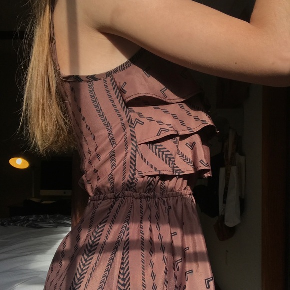 Patterned Dress - Picture 2 of 8
